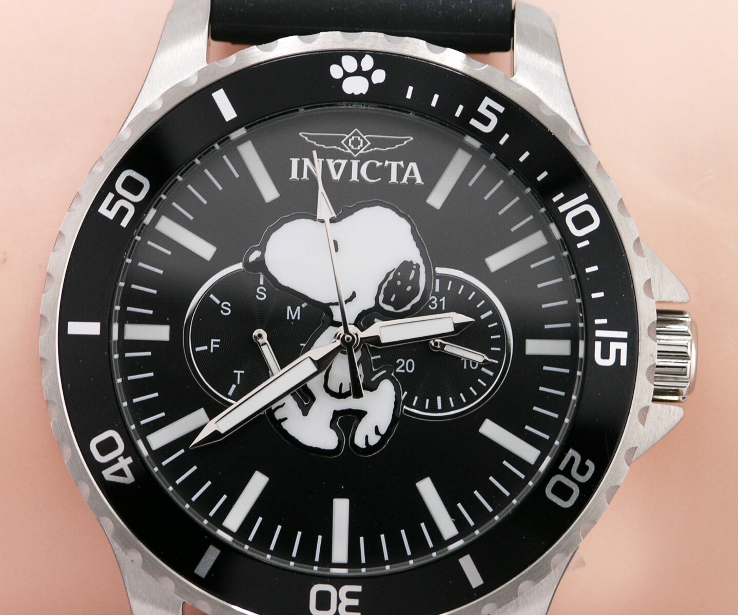 NEW WITH DEFECT INVICTA 38644 PEANUTS WATCH SNOOPY LIMITED BLACK DIAL 48MM