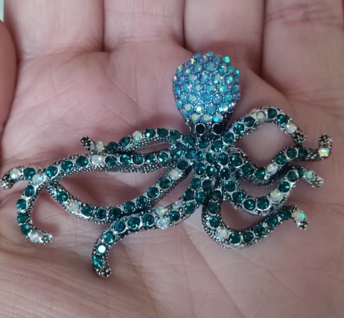 Vintage Style Crystal Octopus Brooch Silver Tone Art Deco Sea Life Brooch Pin