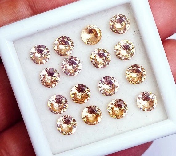 16 Pcs Natural Padparadscha Sapphire Round Cut GGI Certified Loose Gemstone