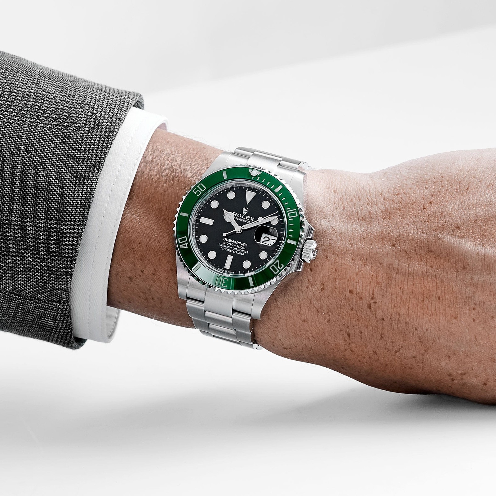 Rolex Submariner Date 126610LV ‘Starbucks MK1’ Stainless Steel Black Dial (2021)