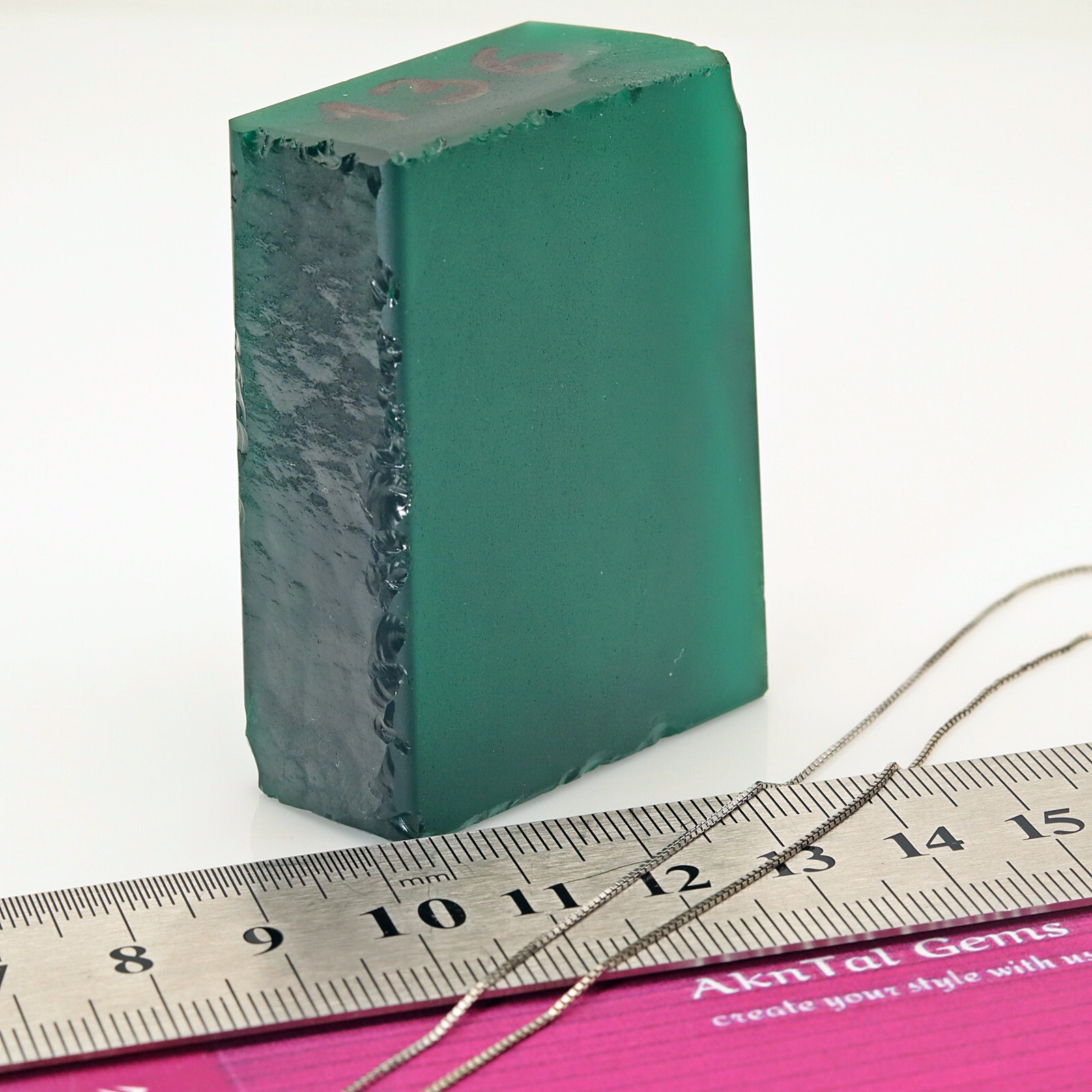 EMERALD GREEN MEDIUM HEAT RESISTANT NANO CRYSTAL GEMS FACETING GRADE ROUGH