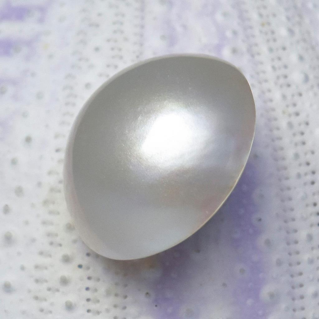 15.56 mm Cream White Mabe Pearl Round Cultured in Sumbawa Indonesia 1.48 g