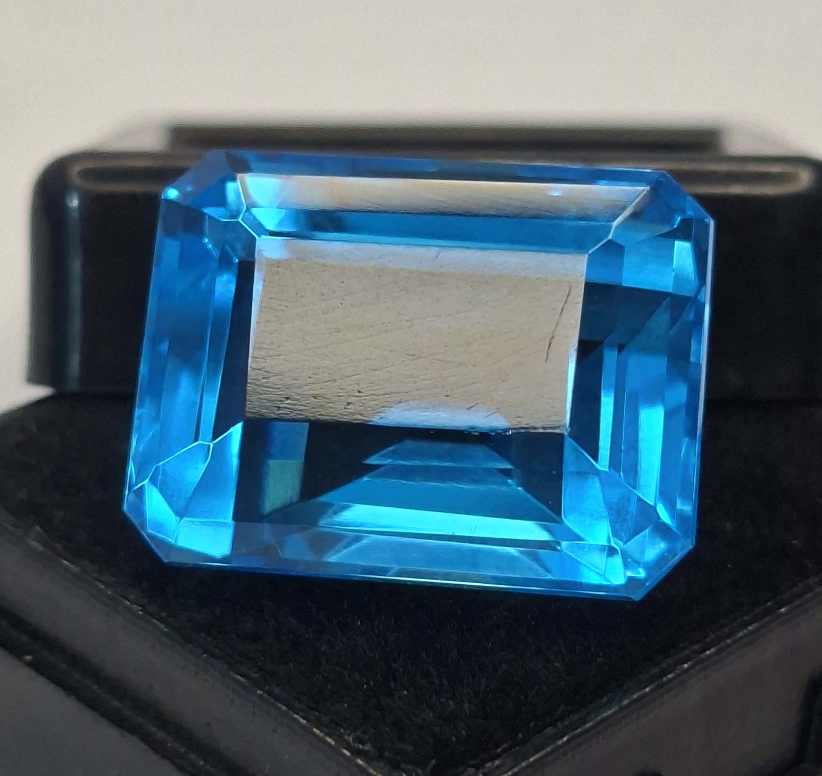 20-22 Ct Blue Topaz Emerald Cut Natural Certified EGL Loose Gemstone RK618