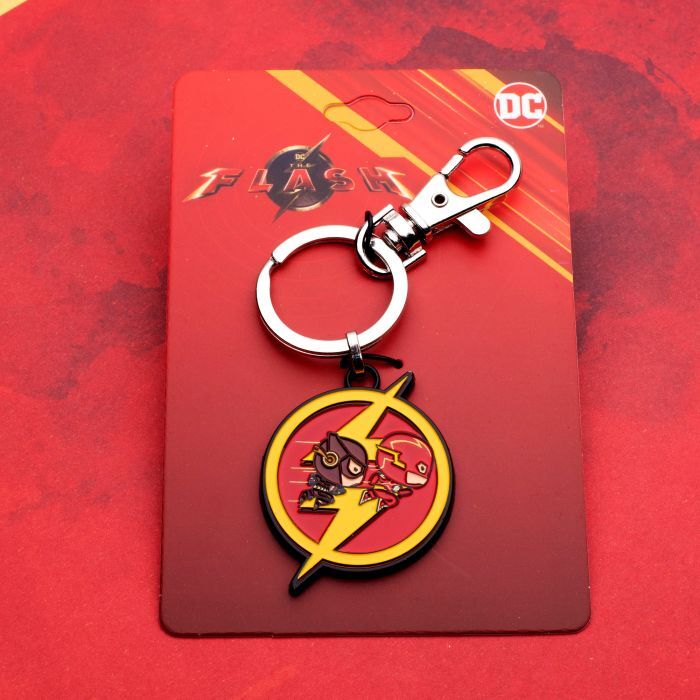 DC Comics The 2 Flashes Chibi Keychain, Official The Flash Movie – 3.6cm x 4.2cm