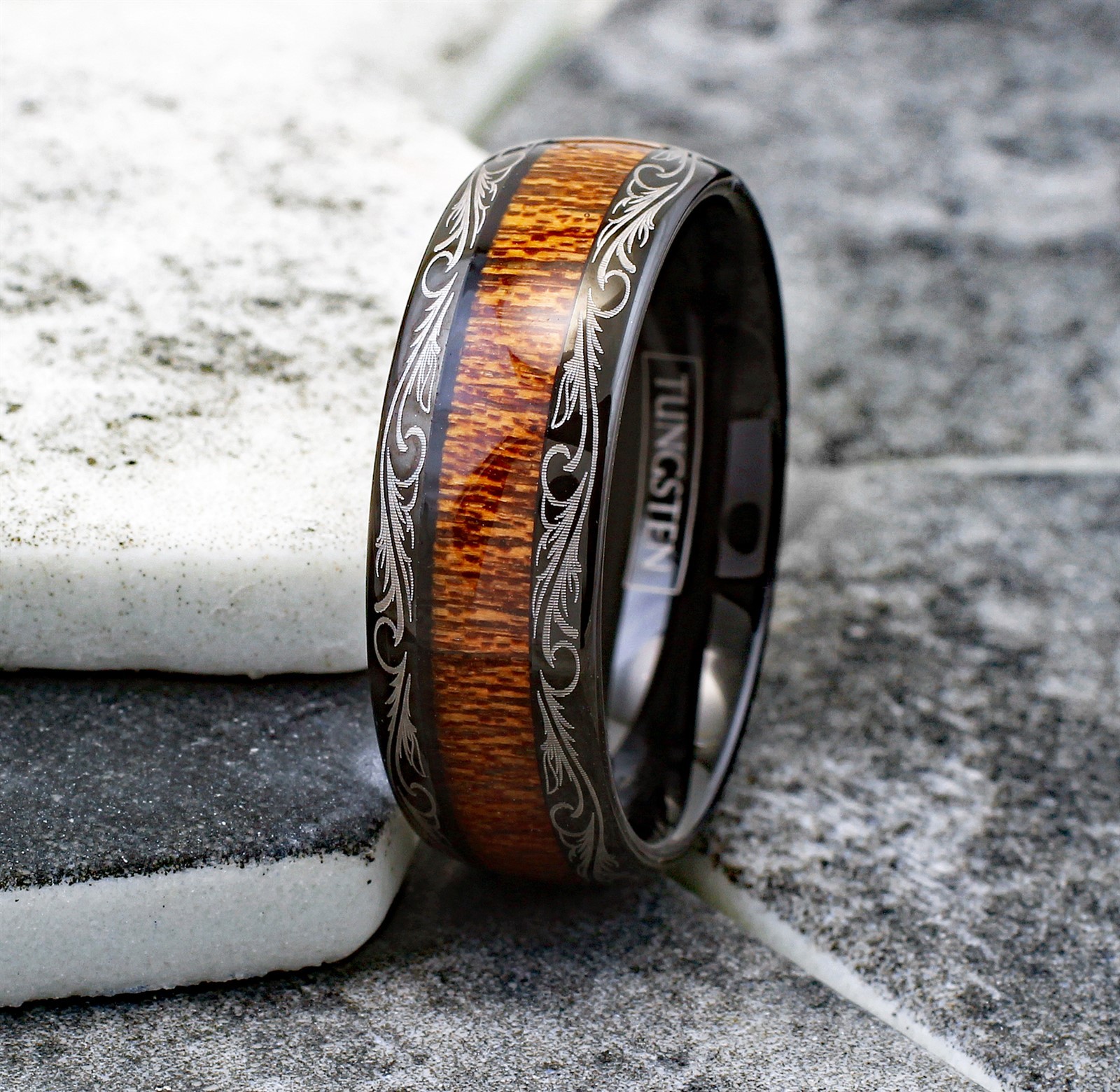 Men’s Tungsten Ring 8mm Black w/ Wood Grain Leaf Edge Wedding Band