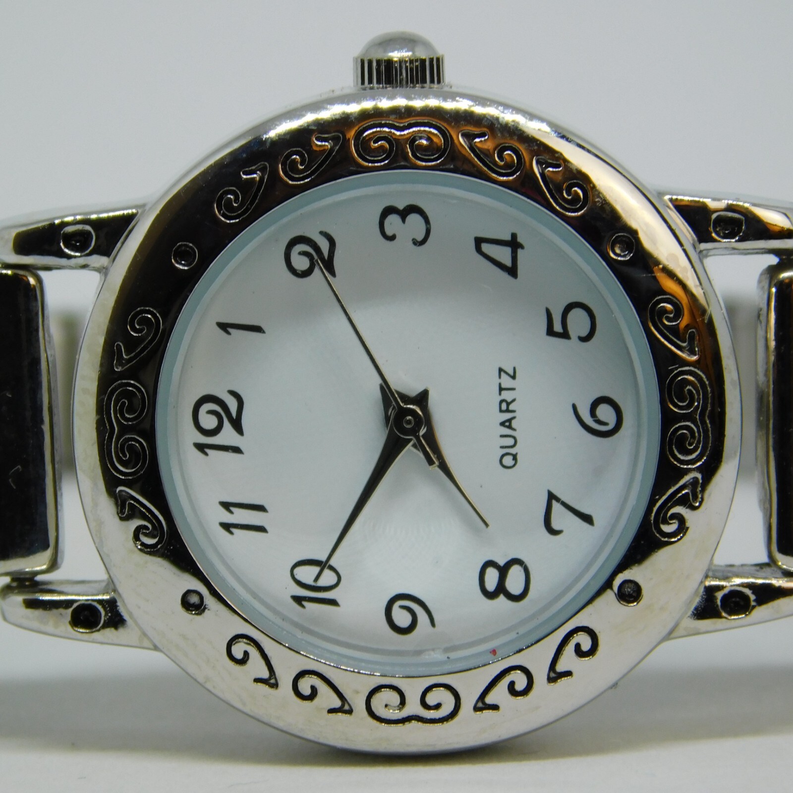 ACCUTIME WATCH CORP. WML2003WM1 Women’s Watch Sz. 6 1/4″ New Battery