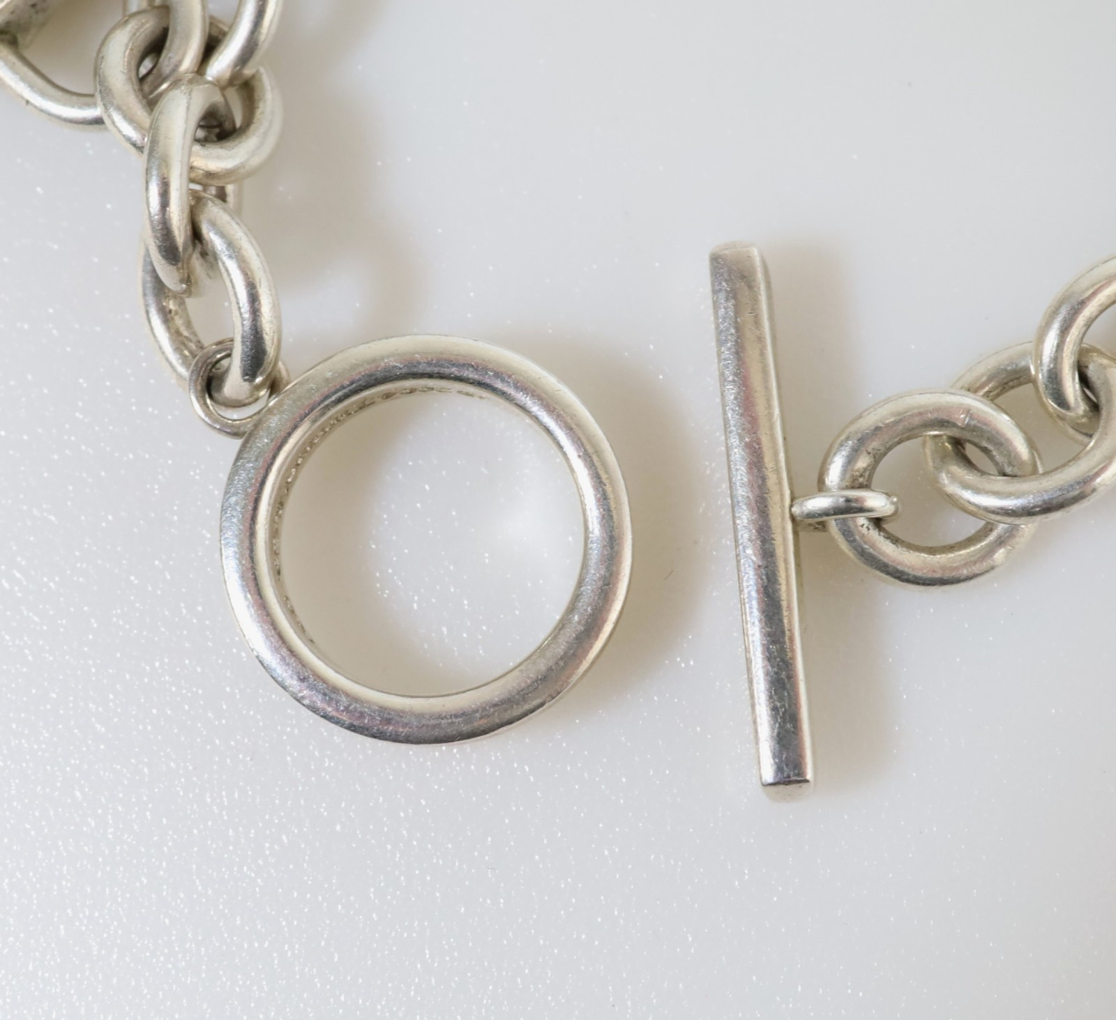 Authentic Vintage Tiffany & Co. 925 Silver Multi Charm Toggle Bracelet 16 cm.