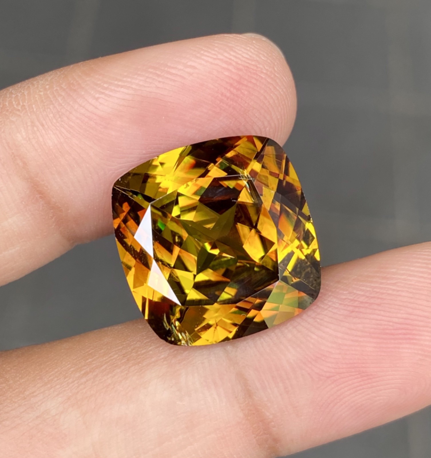 Natural 23.10ct Chrome Sphene, Cushion Cut Large Green Sphene (Titanite), Loose.