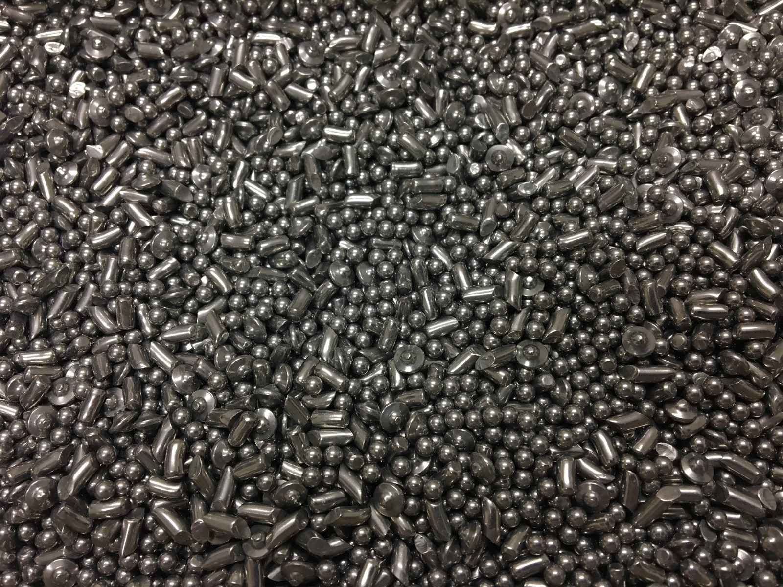 1 pound of JEWELER’S MIX TUMBLING SHOT STAINLESS STEEL TUMBLER MEDIA