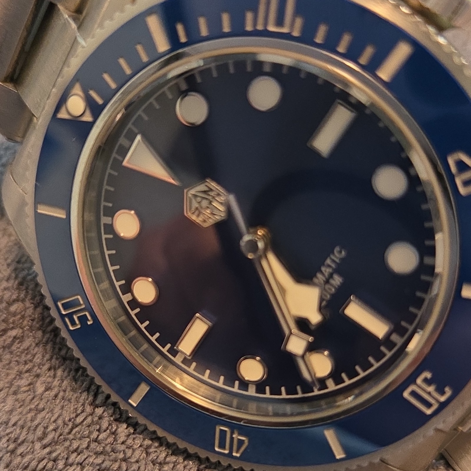 San Martin Automatic Diver Watch 200m 40mm Blue Dial Bezel Steel Bracelet