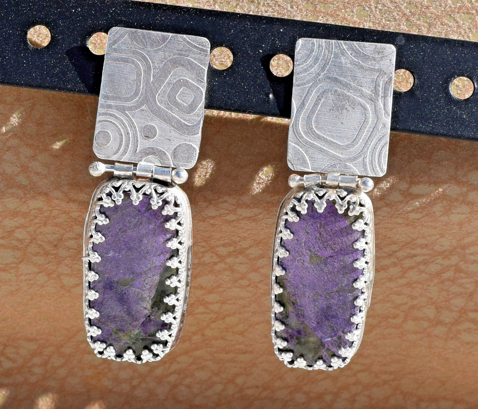 Sugilite Hinged Moving Swaying 925 Sterling Silver Stud Earring Geometric Design