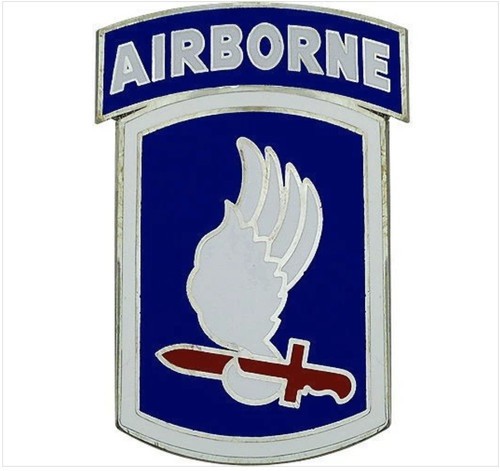 173RD AIRBORNE BRIGADE (1-1/8″) US ARMY Military Hat Pin P14659
