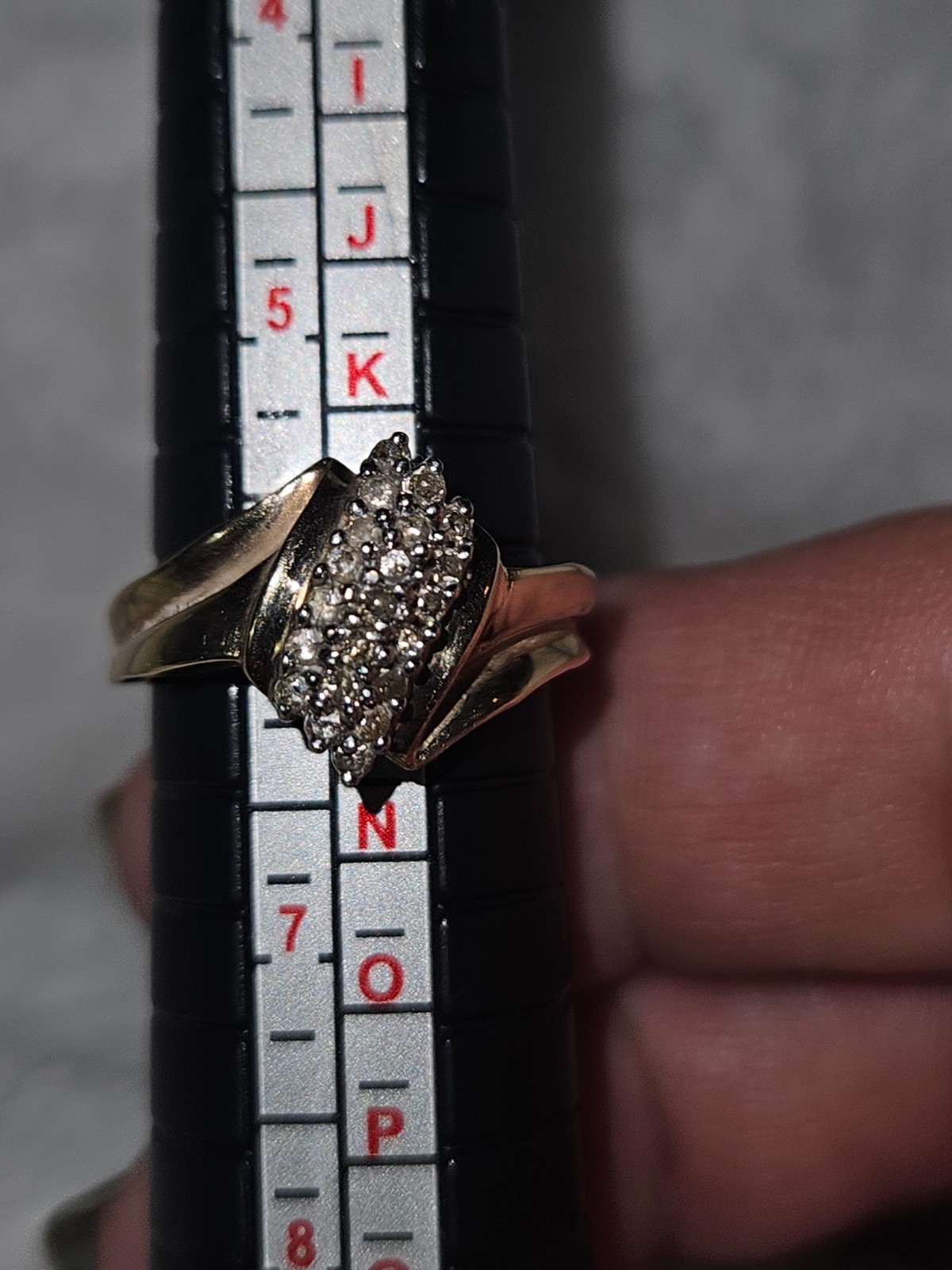 10k yellow gold half carat cluster diamonds size 6