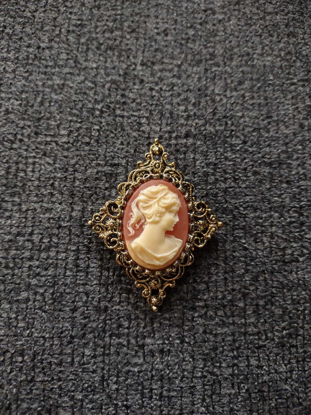 Vintage Gerry’s Coral Colored Camo Brooch Gold Tone