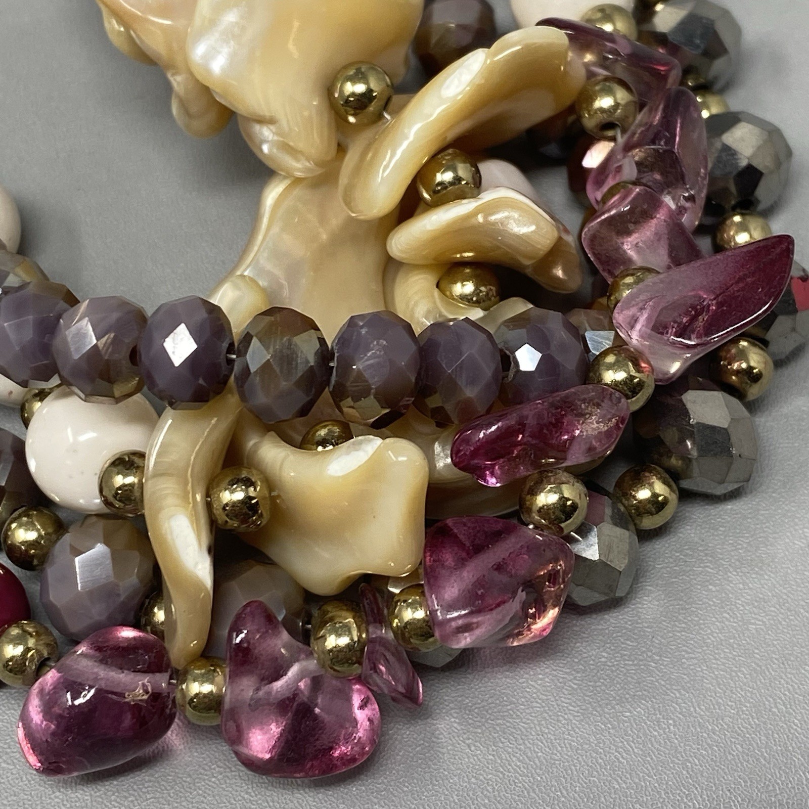 Chunky Statement Layered Necklace Mauve Purple Glass Shell Acrylic Gold Tone 21″