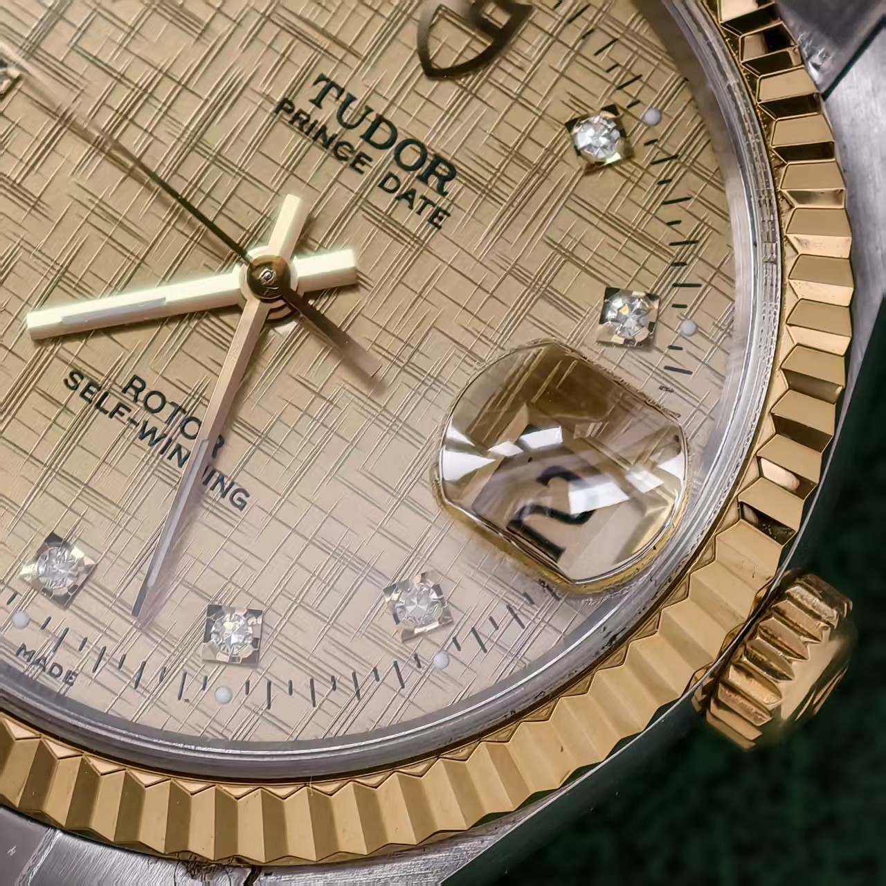 Tudor 10 Graph scale Champagne Dial Prince Date 74033 Men’s Watch Automatic 34mm