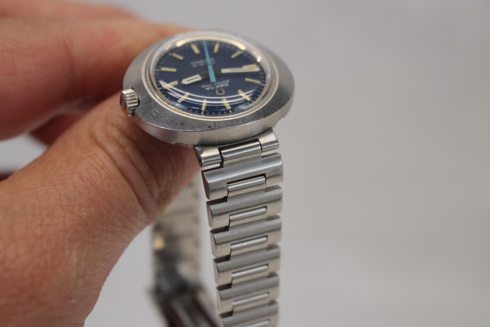 Ladies OMEGA GENEVE DYNAMIC Automatic Watch BLUE DIAL Signed Bracelet RUNNING!