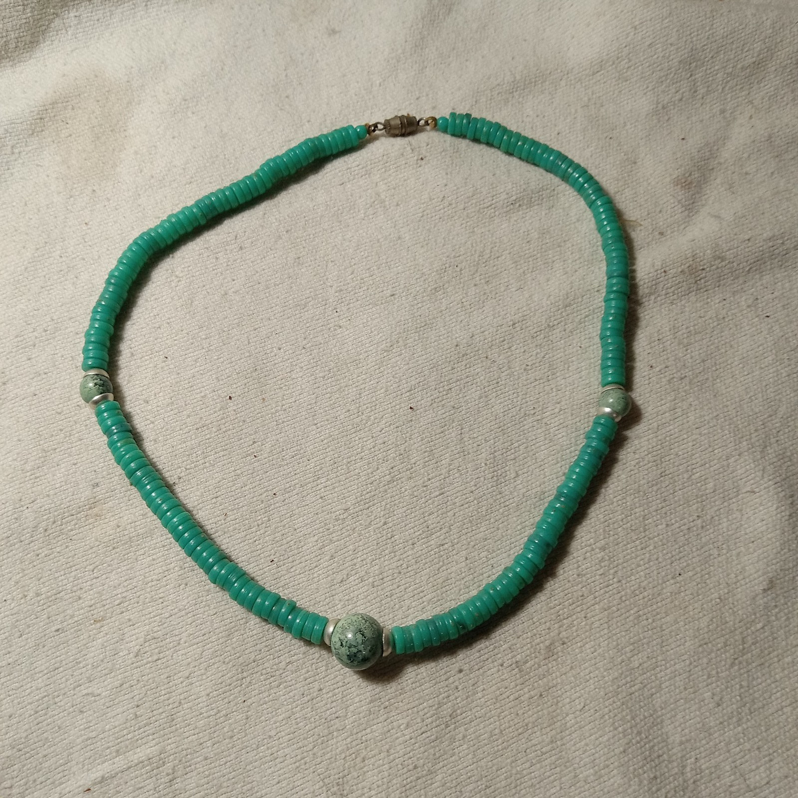 Vintage Faux Turquoise 15-inch Beaded Necklace