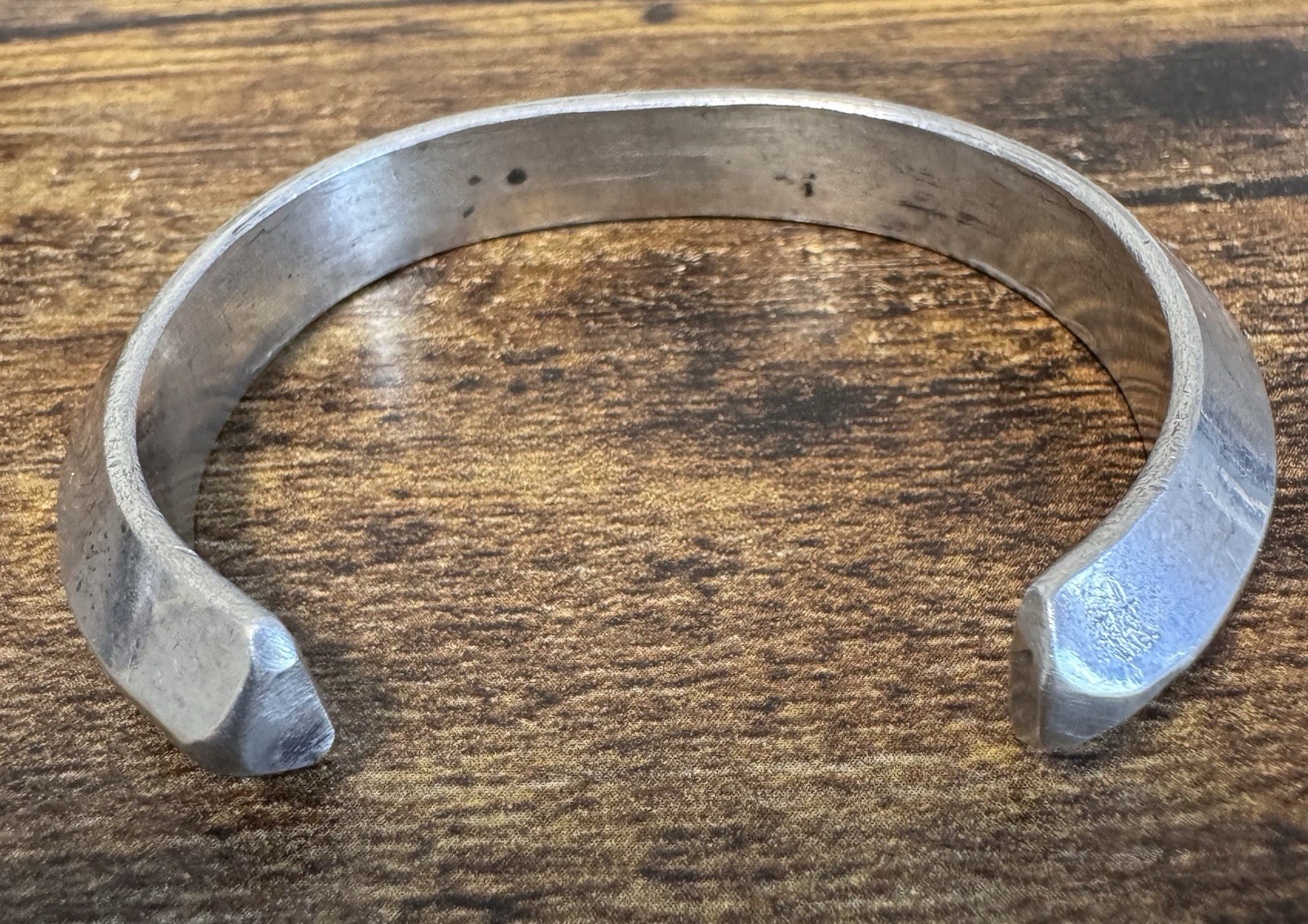 Southwestern American Ingot Silver Carinated Cuff Bracelet – 50g – Early Vtg