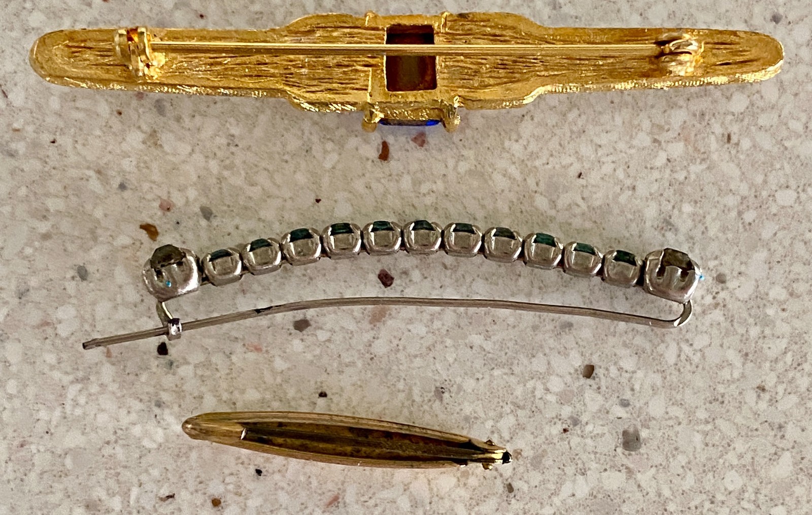 Vintage Art Deco Lot 3 Bar Brooch Pins Blue Sapphire Green Rhinestone Gold Tone