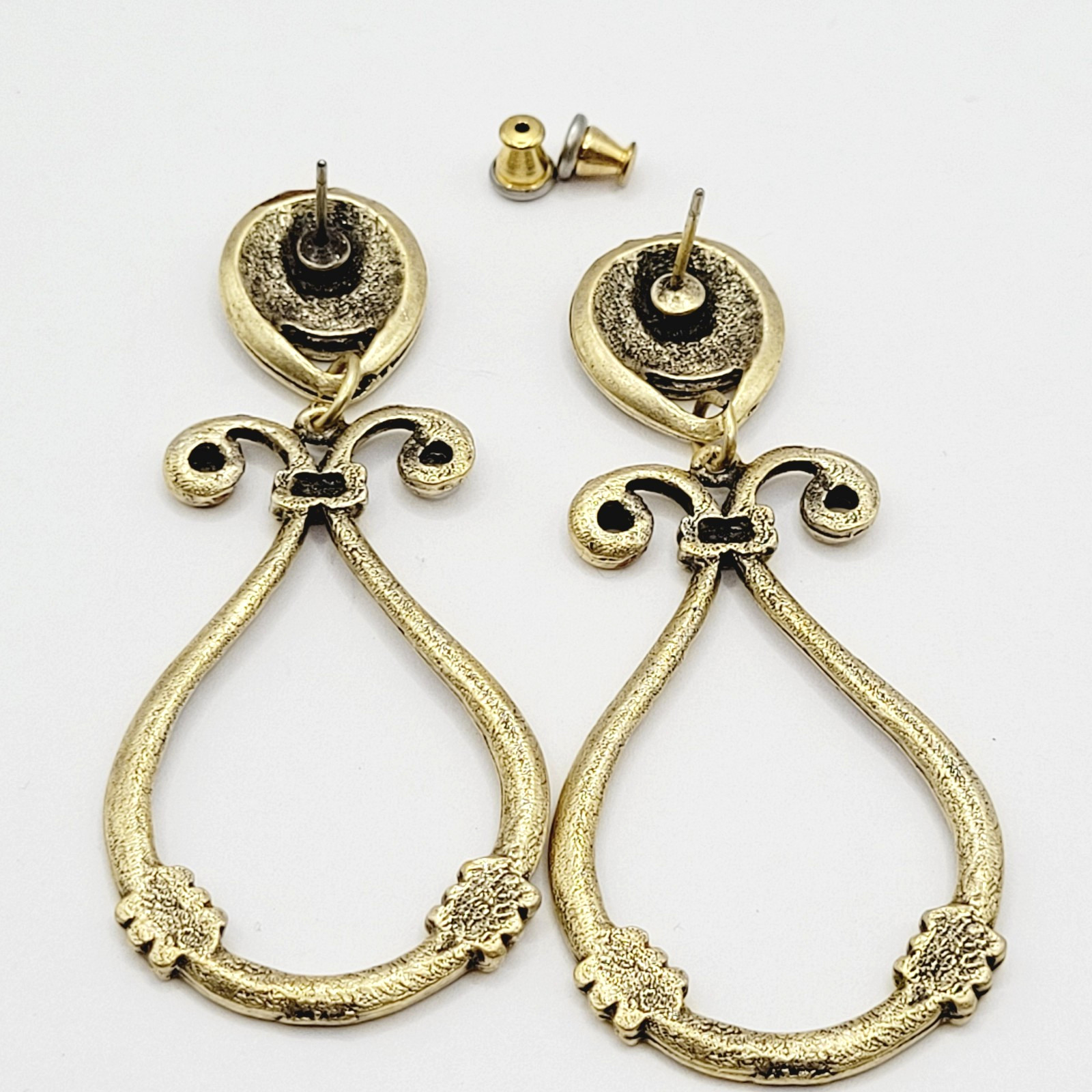 Modern Geometric Loop Hammered Look Ornate Stud Mix Metal Tone Pierced Earrings
