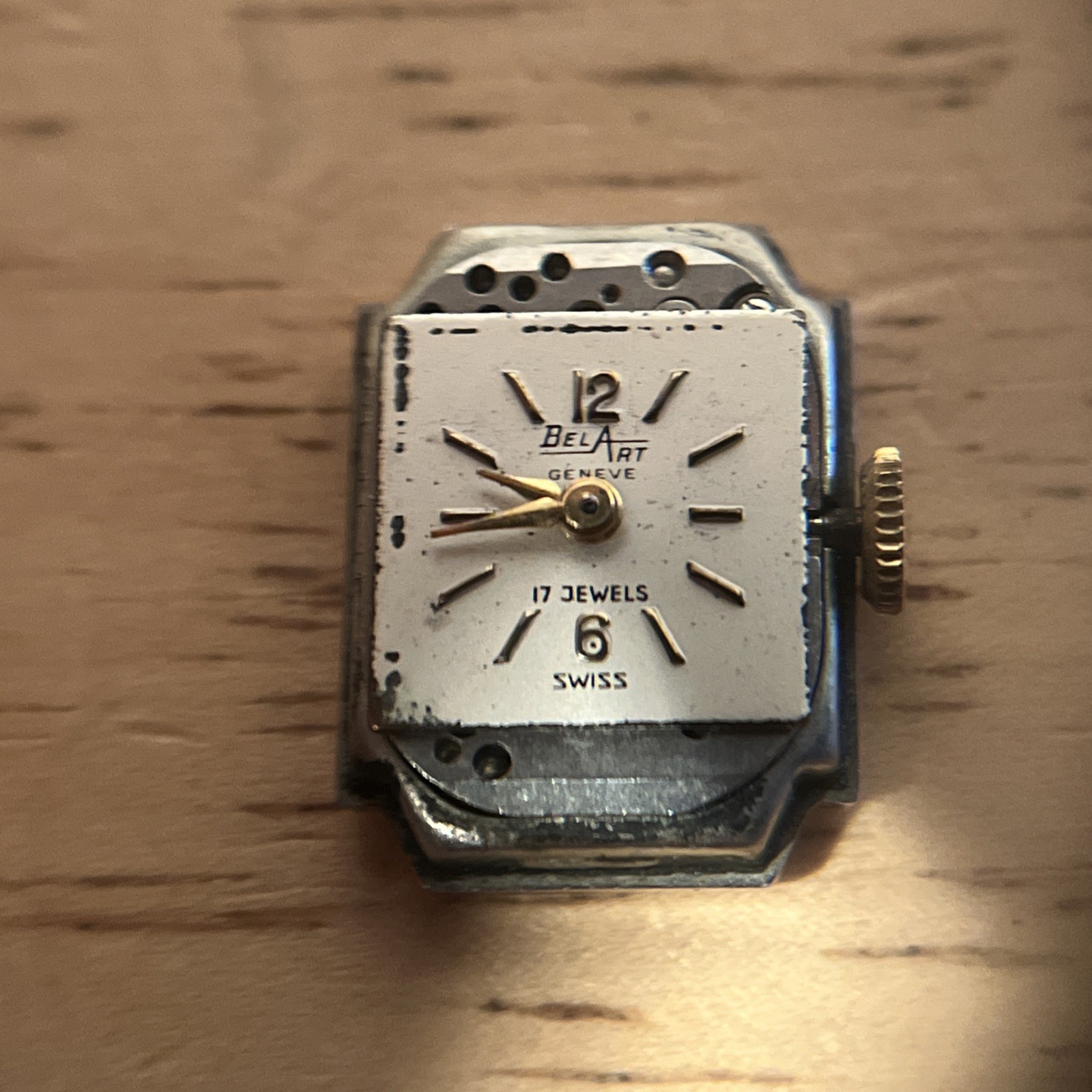 Vtg Bel Art Geneve 17 Jewels Swiss Women’s Watch Movement Fond Acier Inoxydable