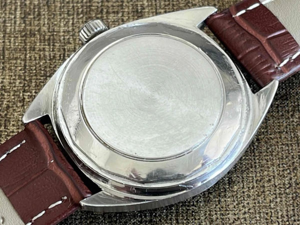 IWC Yacht Club Ref.R811 Silver Dial Gerald Genta Design Model Date 36mm Men’s