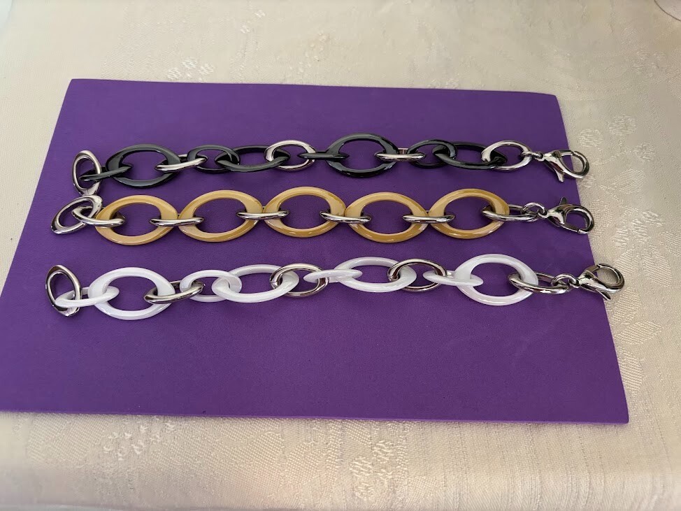 Beautiful 3 in Silver Tone Bracelets (8.5″) – Black, Yellow, White
