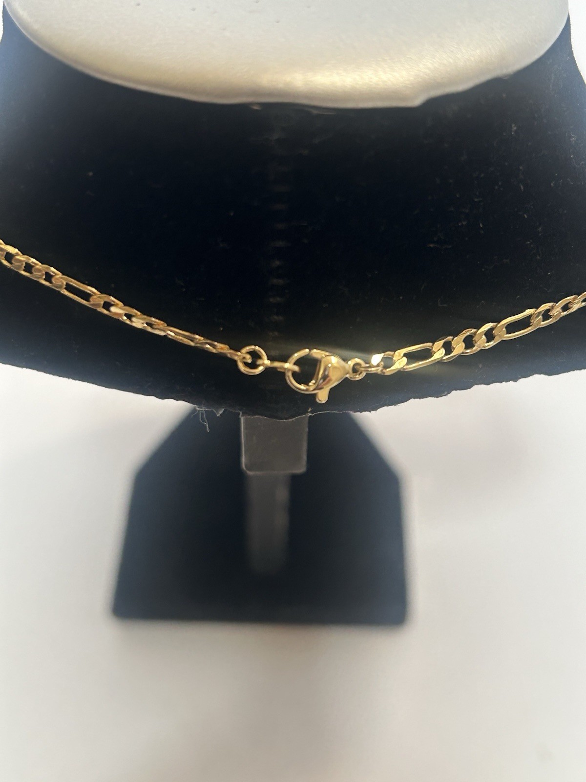 Gold Pleated 14k Chain Necklace 30in with Spiritual Pendant gold Pleated