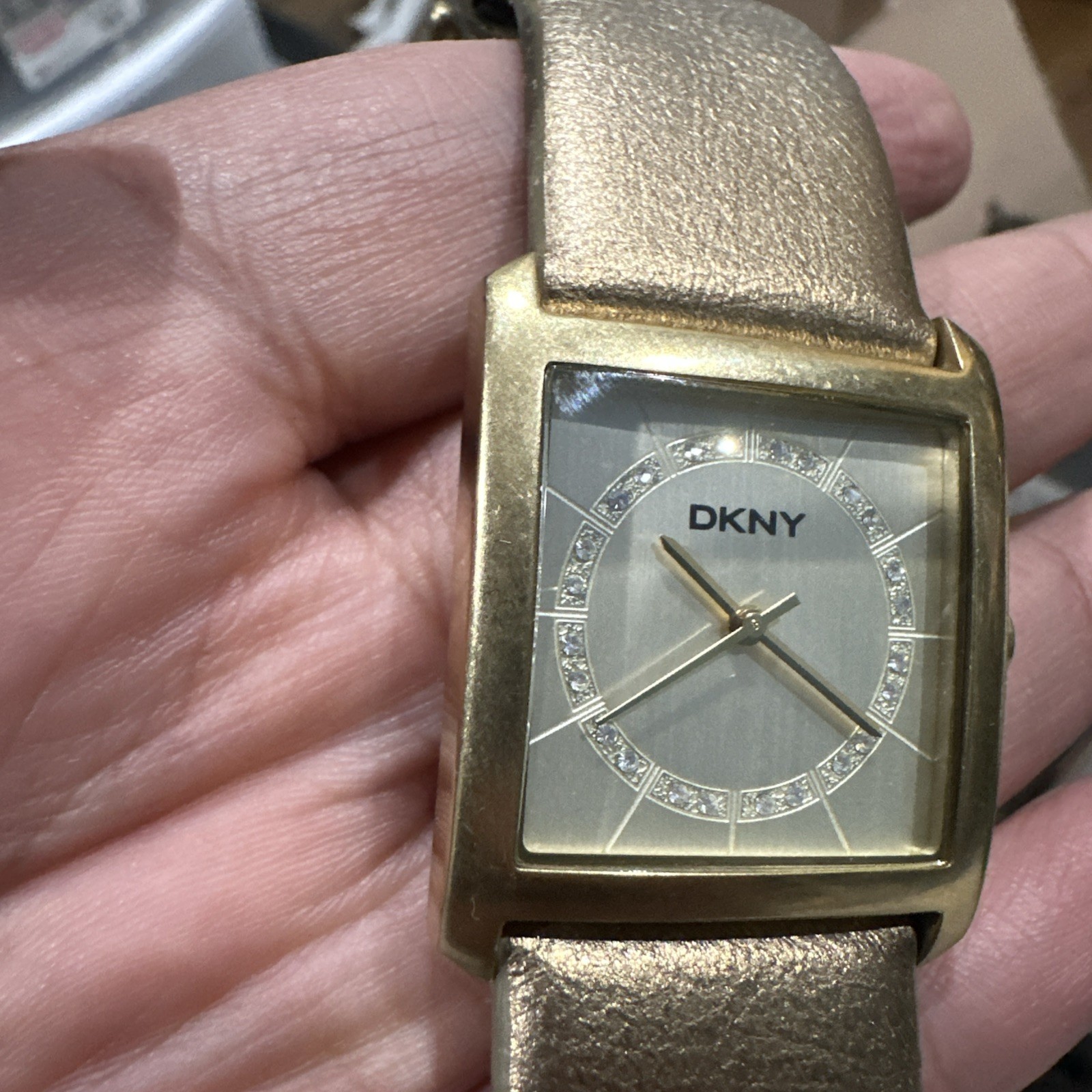 Working DKNY Square Crystal Ladies Watch 30mm Gold Strap New Battery Fit 7.5