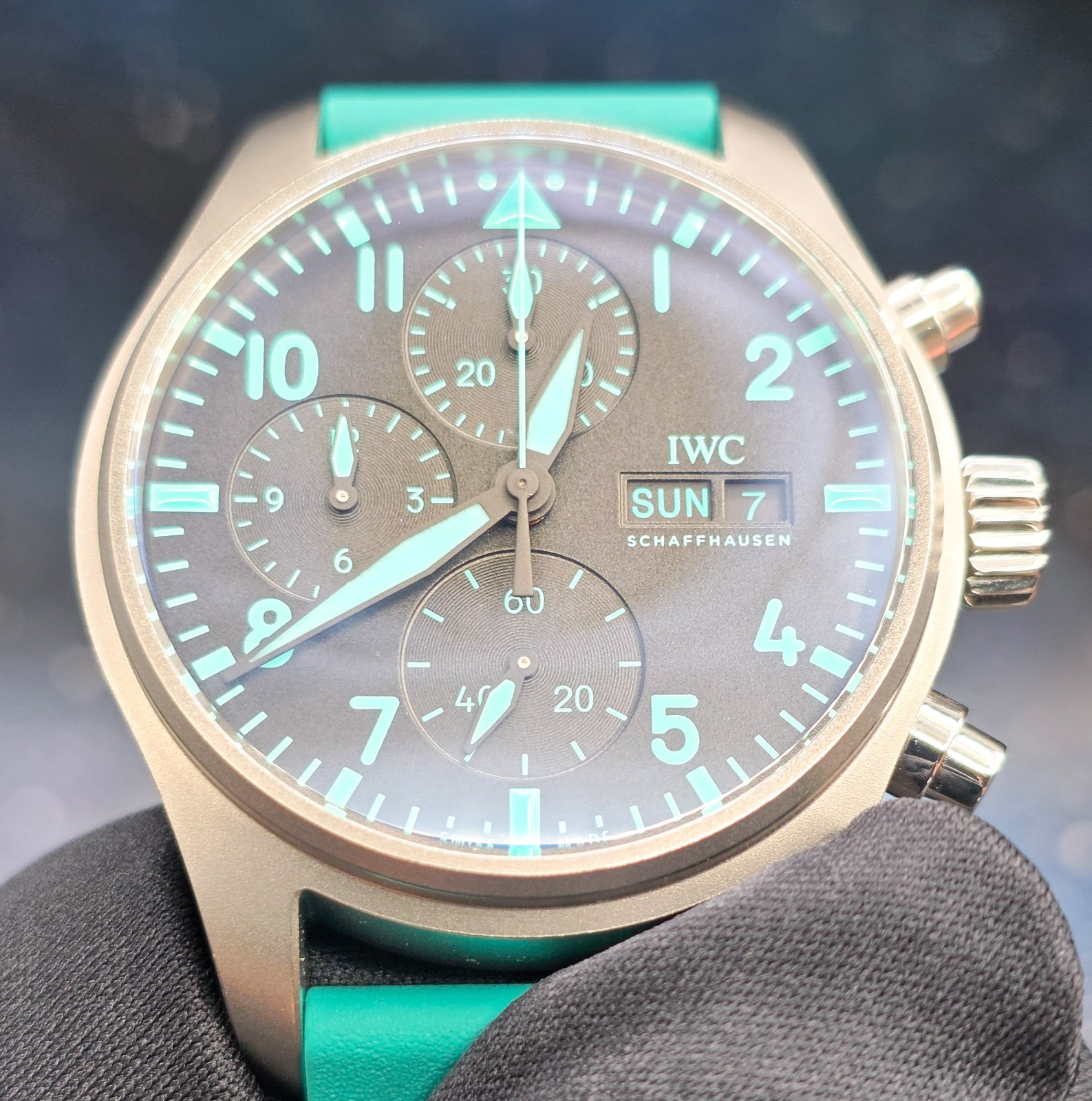 Mercedes-AMG Petronas Formula One 41mm Chronograph Pilots Watch Black IW388108