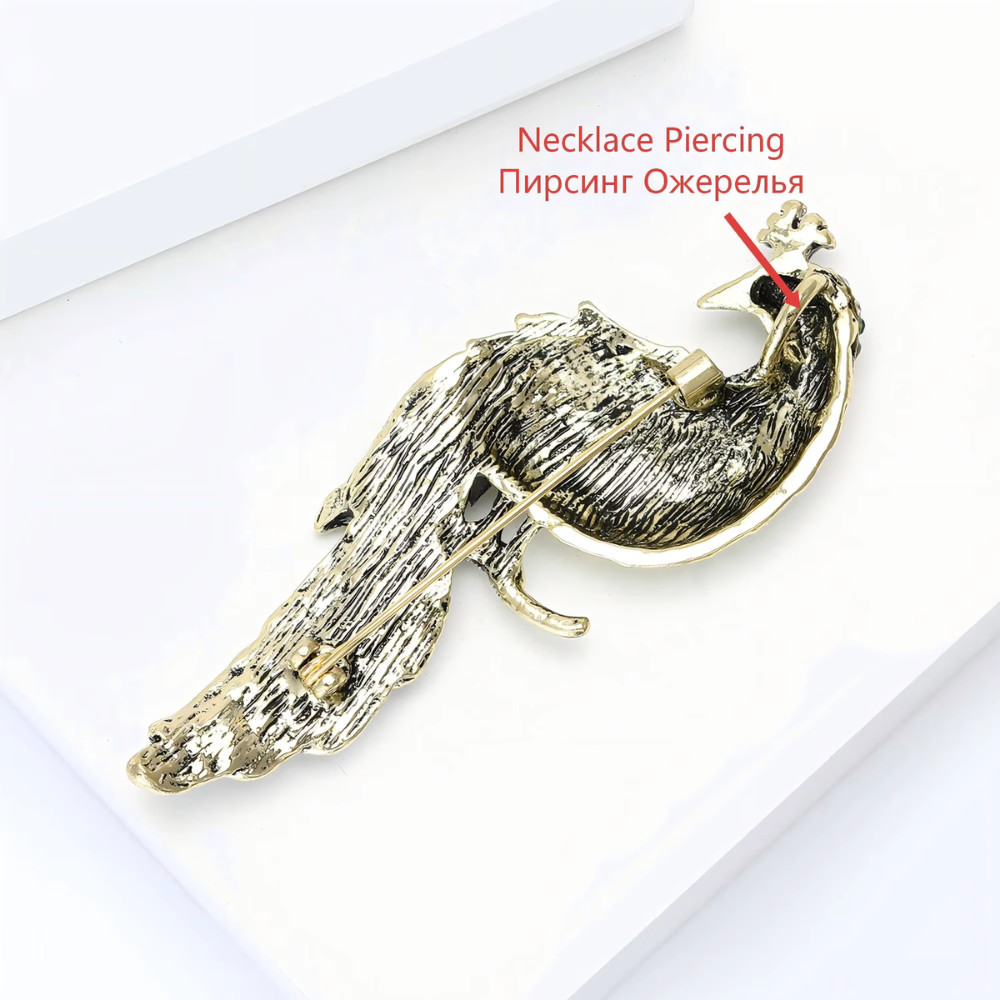 Elegant Vintage Style Rhinestone Peacock Brooch Gold Tone Bird Pin Jewelry Gift