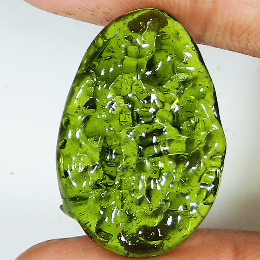(19 x 28 x 4 MM) 18.60 Carat. GREEN MOLDAVITE cabochon (Lab-Created) gemstone