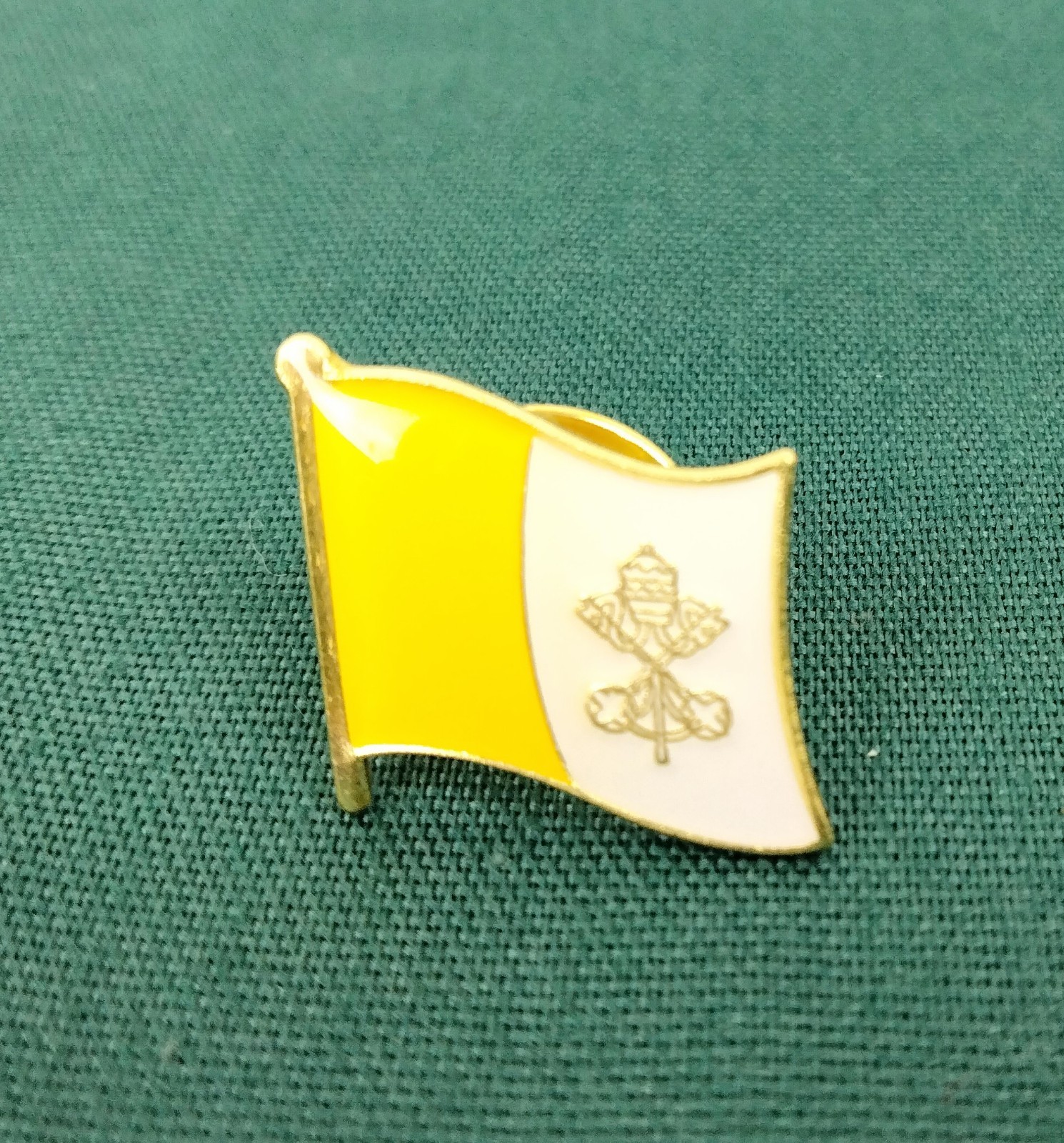 Pack of 12 Vatican Flags Pins Lapel, Tie and Hat Yellow White