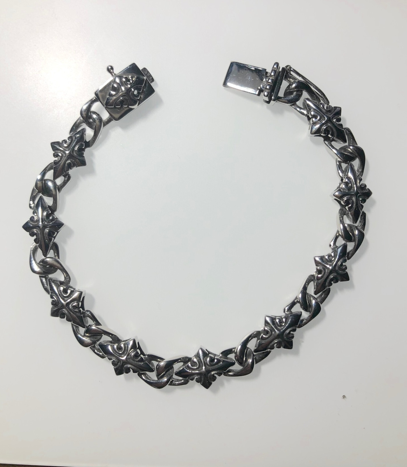 Wildthings Ltd. Stainless Steel Fitched Gyronny Cross 7.5″ Bracelet