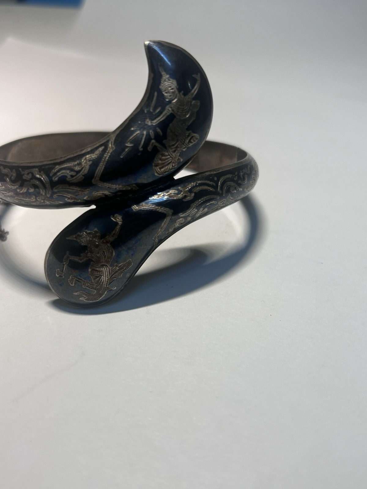Sterling Vintage Engraved Cuff Bracelet 925 Silver Push Lock