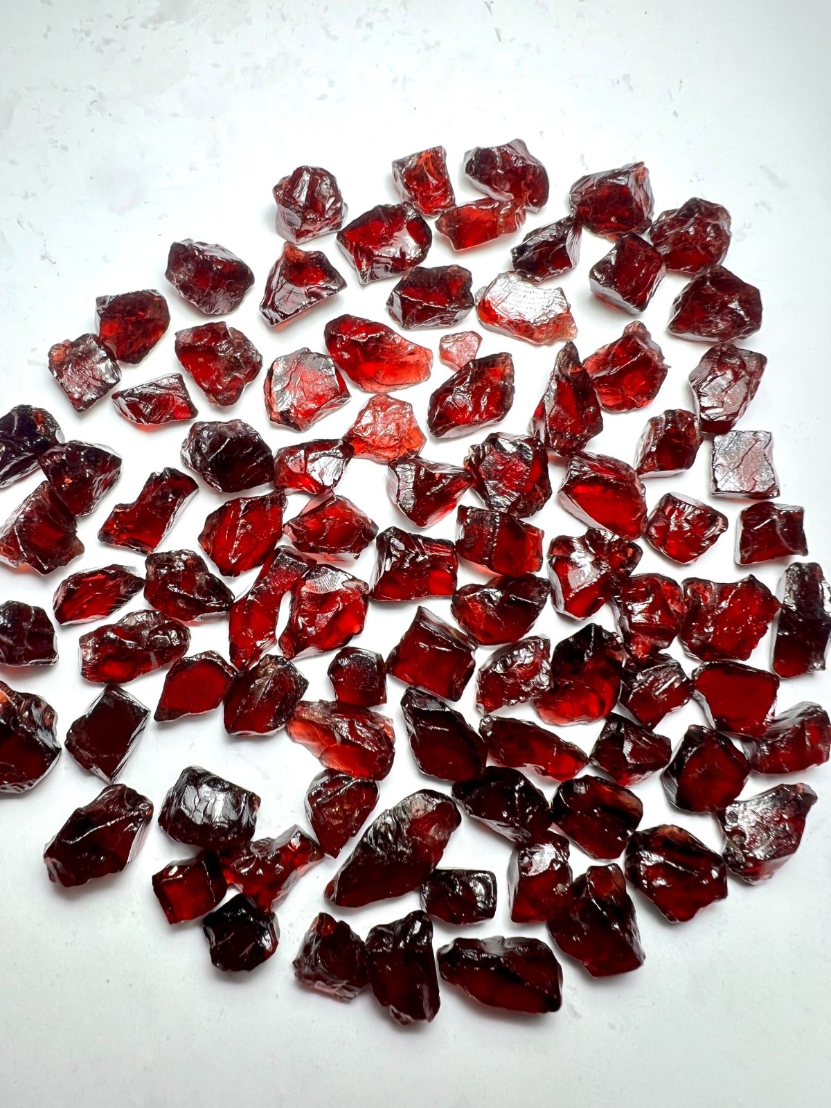 370Ct Natural Rhodolite Garnet Rough Facet Grade Parcel Tanzania Lot