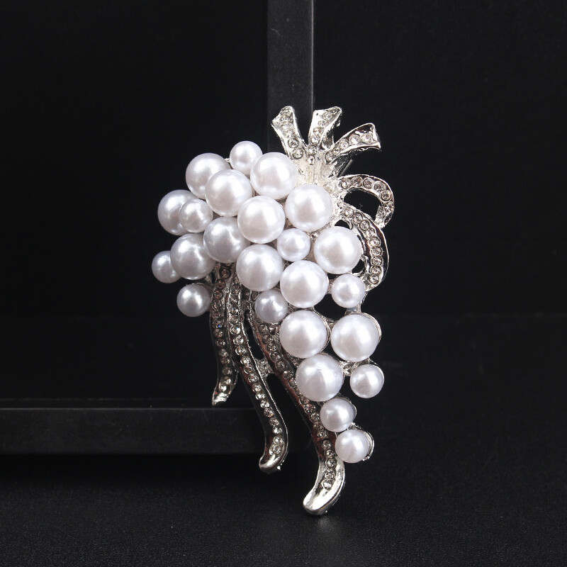 Fashionable Three-dimensional Floral Brooch Antique Jewelry GiftAccessories