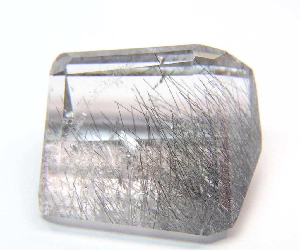 IP-2 Tourmalinated Quartz 111.90ct 32x27x21mm Black needles Free Form