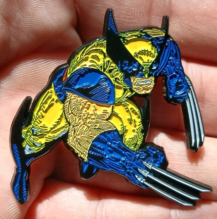 Wolverine Claws Out Blue OG Outfit X MEN COMIC BOOK CUSTOM ENAMEL PIN Marvel