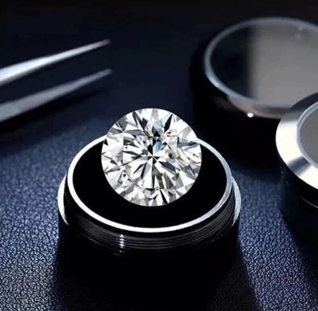 5 CT D Color Round Cut VVS1 Clarity Lab Grown Diamond 11.50MM Gemstone + Gift