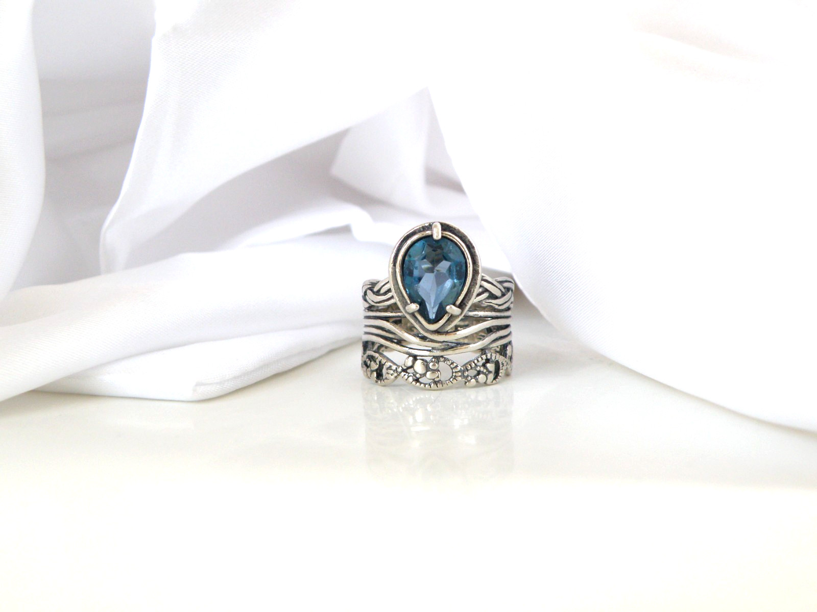 OrPaz 925 Sterling Silver London Blue Topaz Organic Ring Size 6