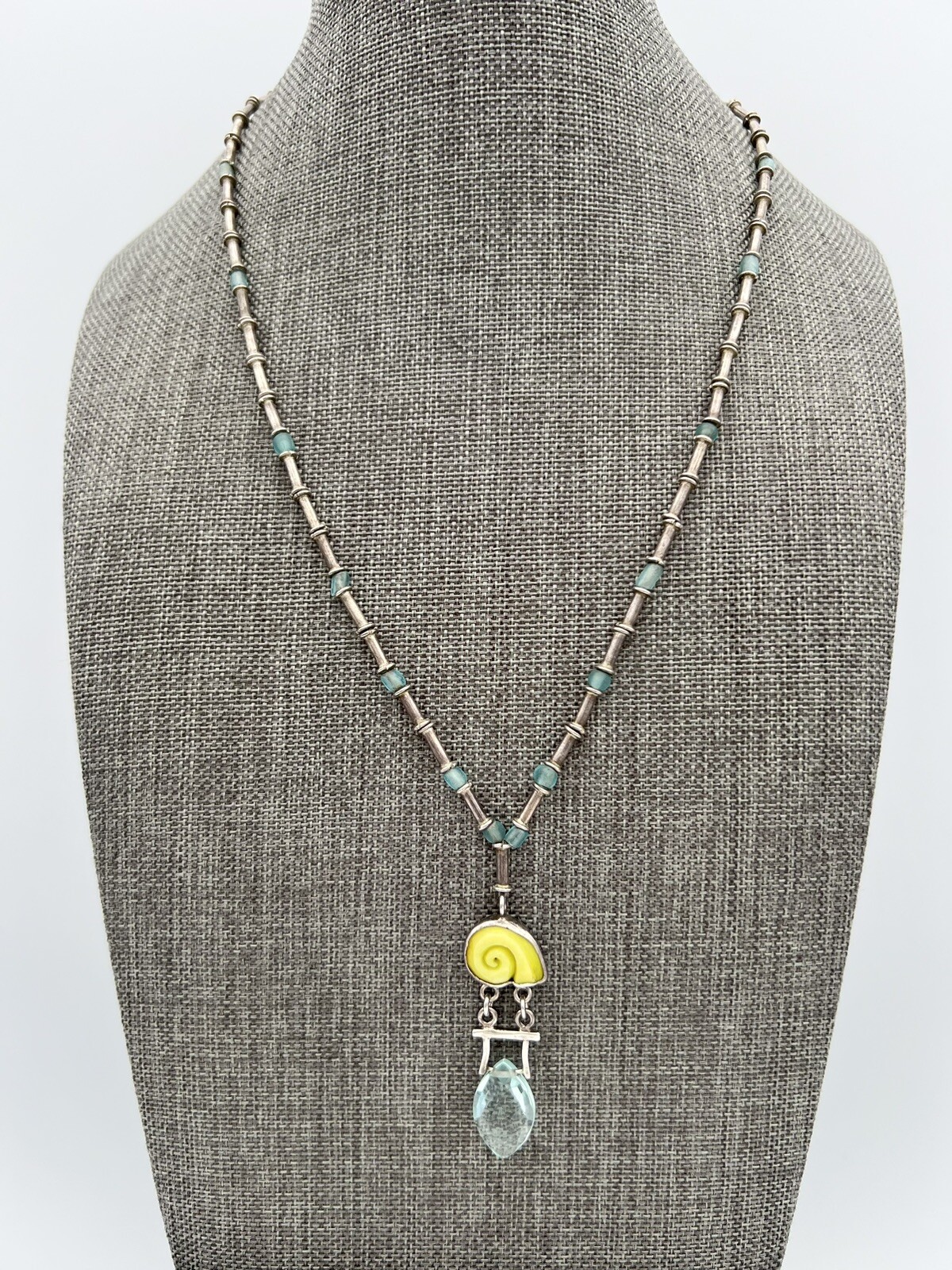 Janice Lee Ripley JLR Sterling Silver Blue Glass Necklace 16.50-18.25″