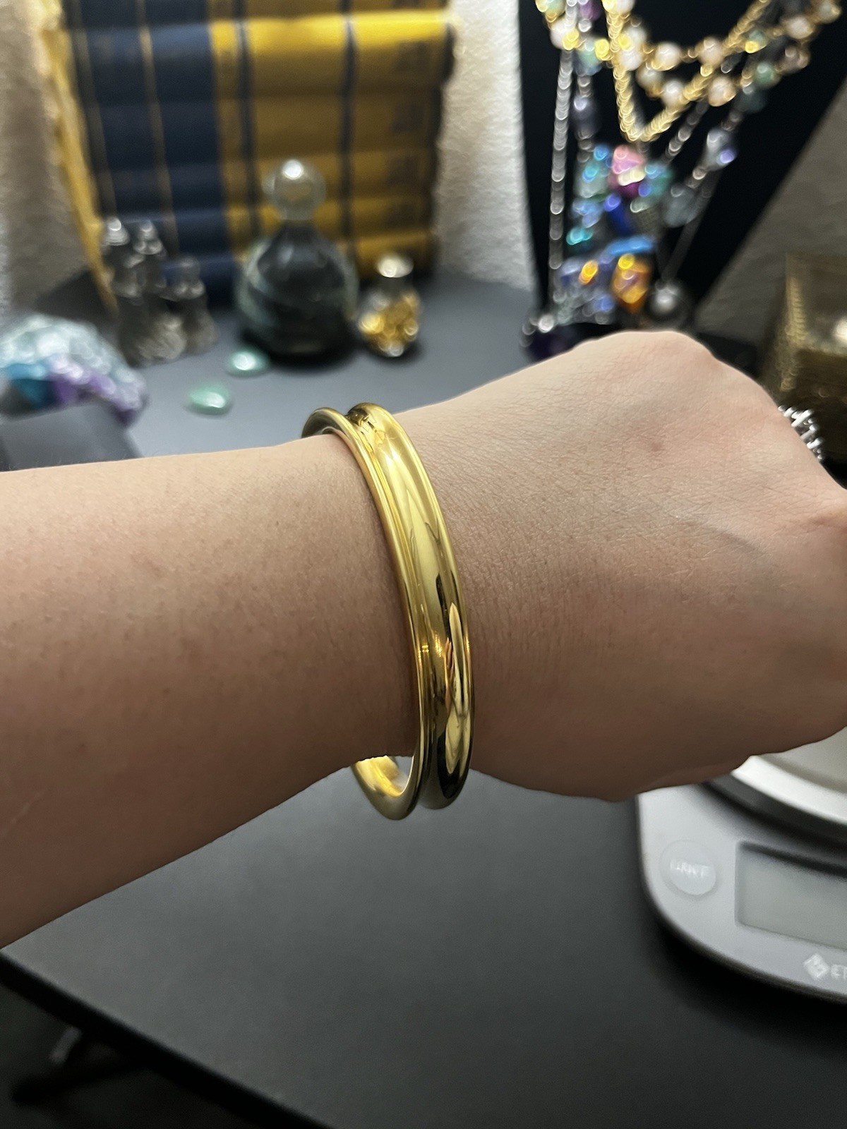 Milor Italy 14K Gold Resin Core 8mm Glossy Bangle Bracelet 22.8g Size 7.5