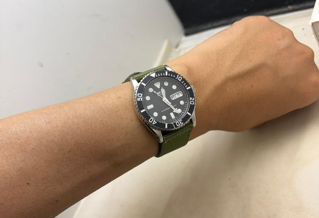 Seiko 7S26-0040 Men’s Diver Automatic Black Dial Day Date Watch 41mm Vintage