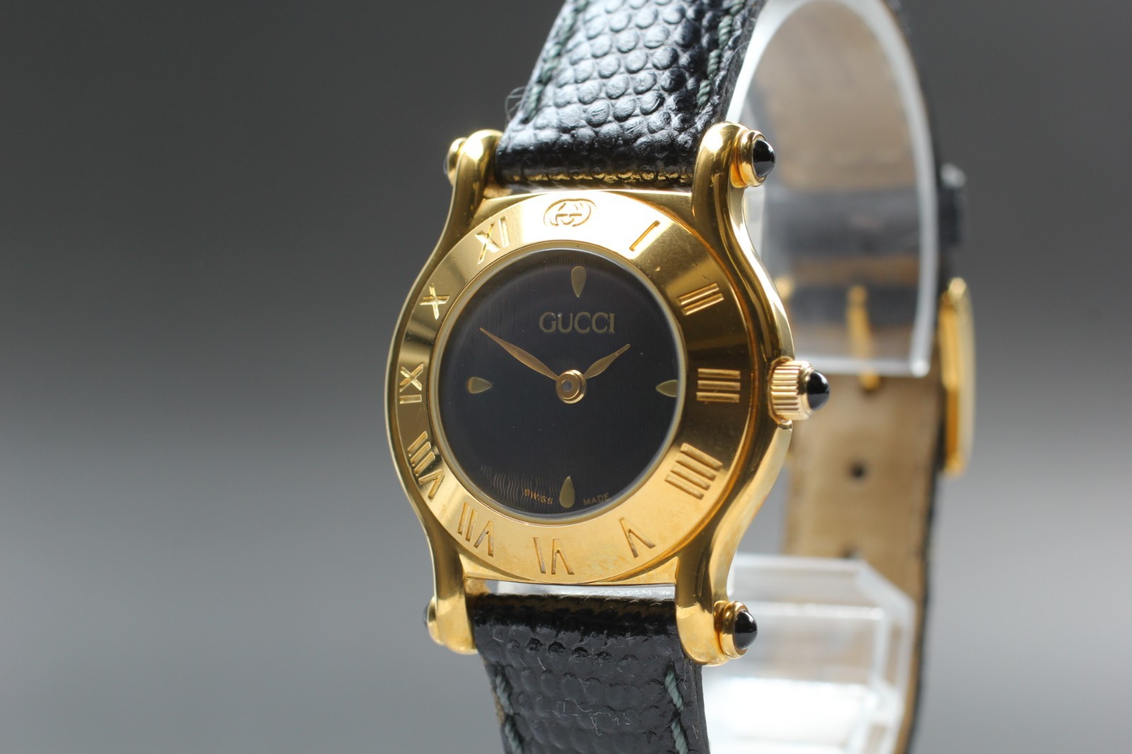 【EXC+++++】 Gucci 6500L Gold Plate Black Dial Lady’s Quartz Watch from JAPAN