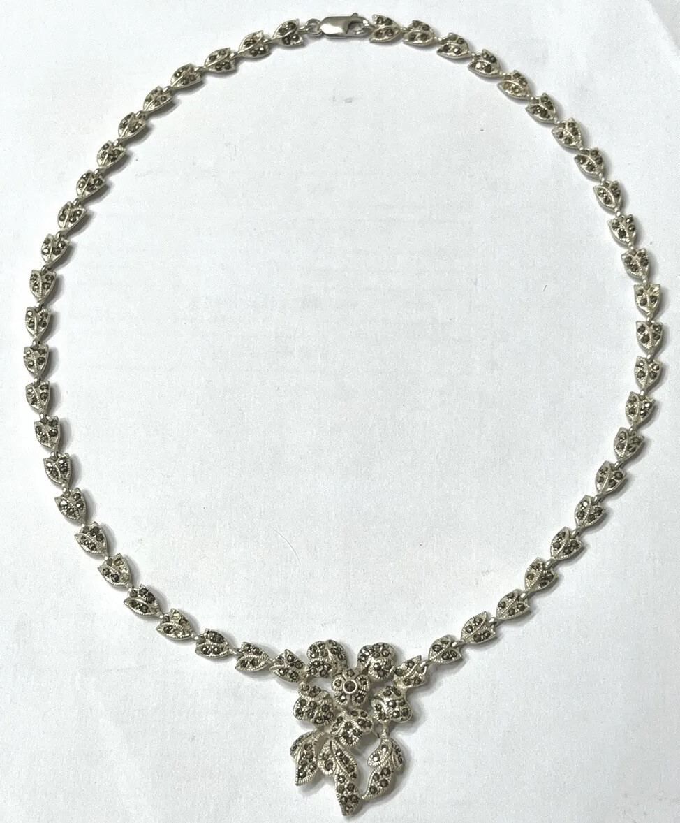 Sterling Silver/Marcasite FLORAL LEAF Necklace. Length 16 3/4 in/Weight 21.5 g