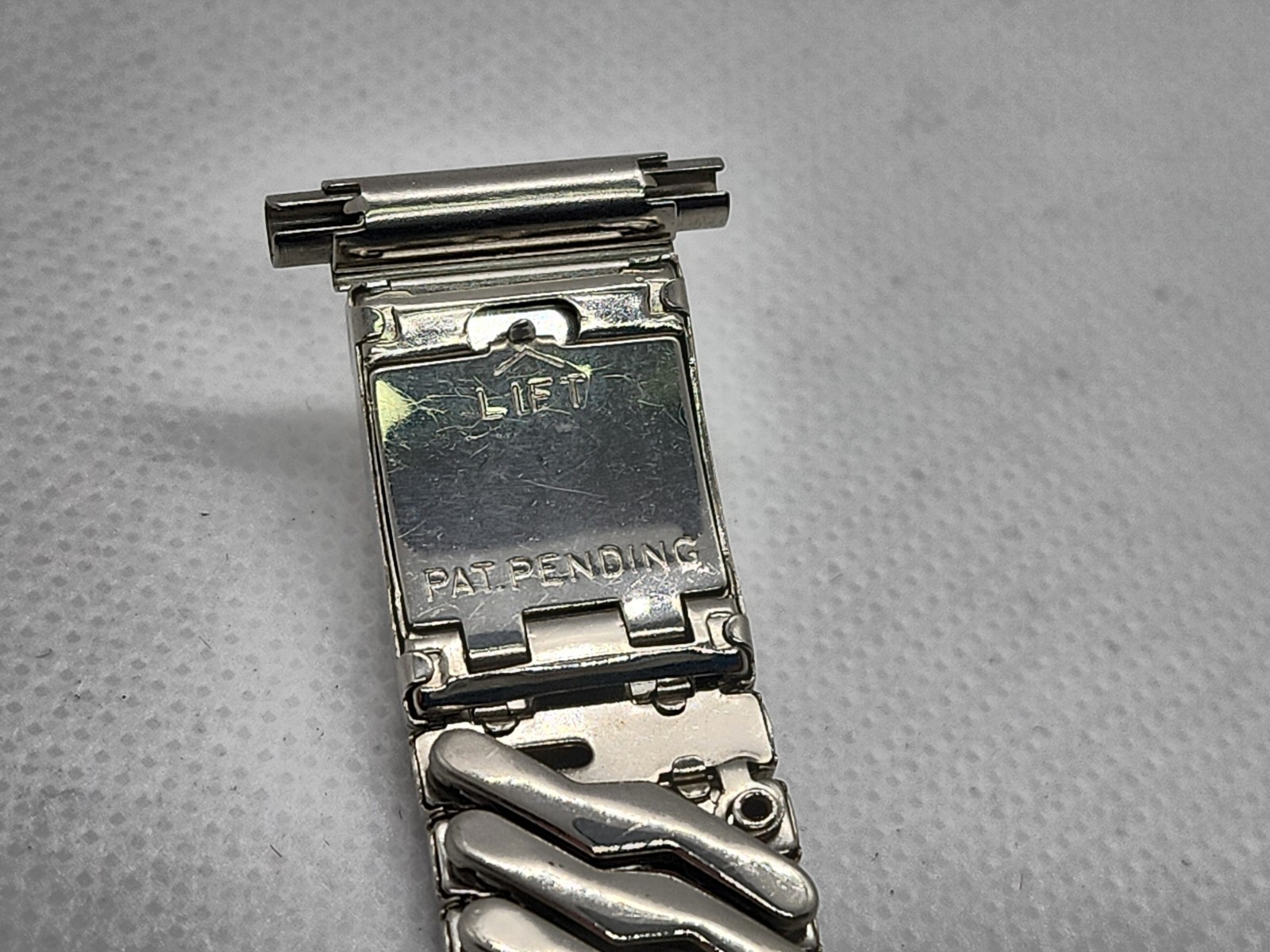Vintage NOS Brite Calendar Expansion Watch Band-Stainless W/17-21mm Straight End