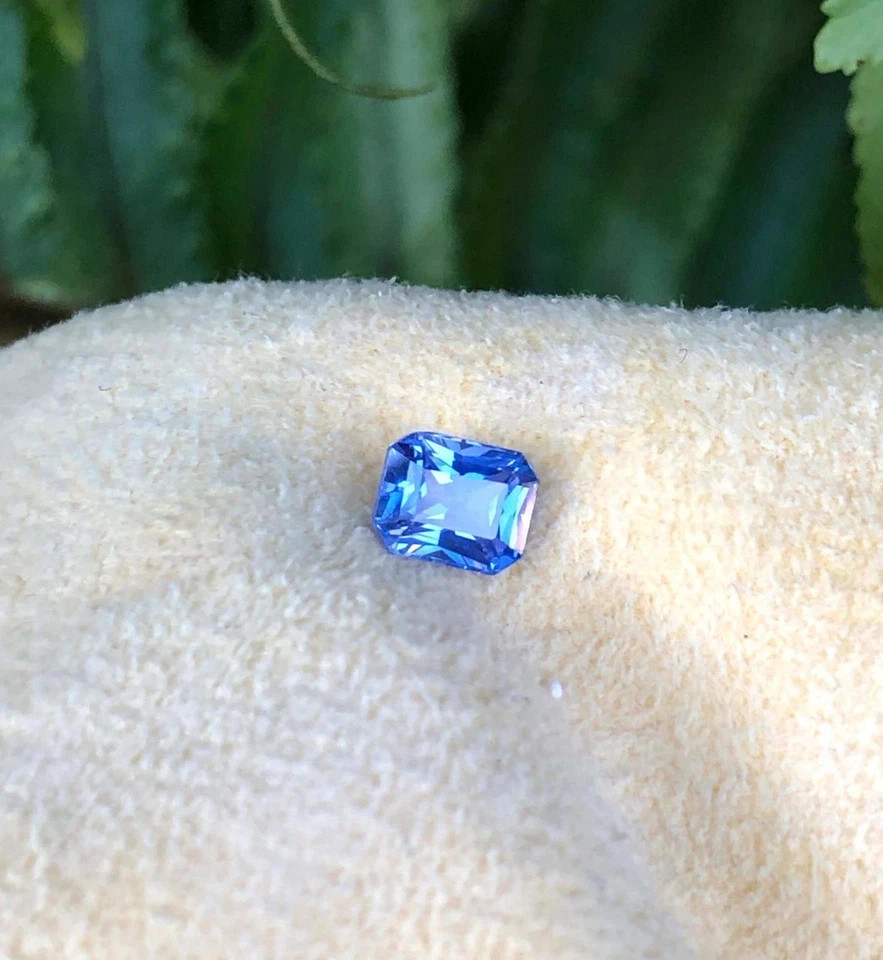 4 Ct Rare Natural Certified Ceylon Blue Sapphire Emerald Cut Loose Gemstone