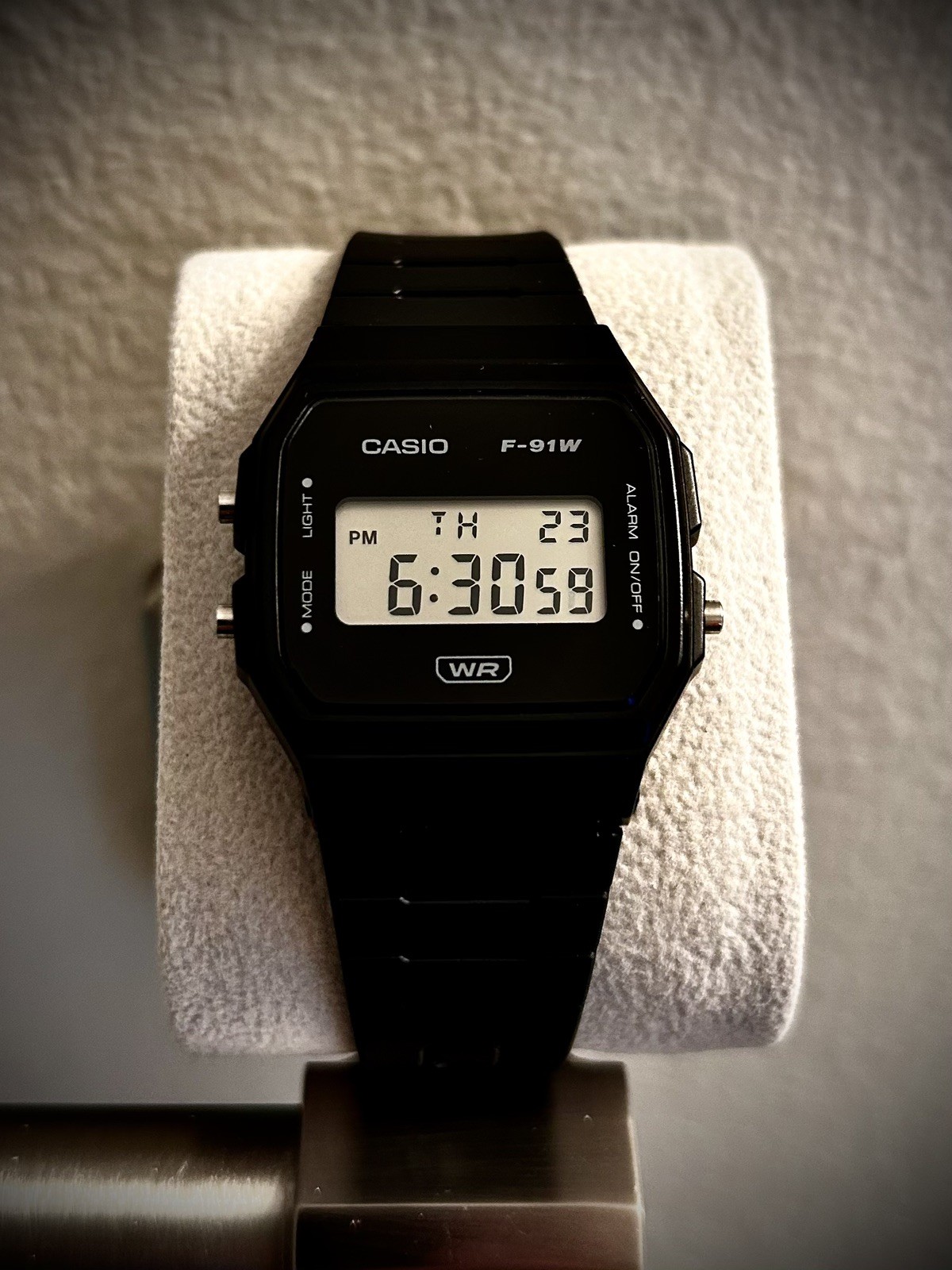 Casio F-91W Digital Watch Minimalist Black